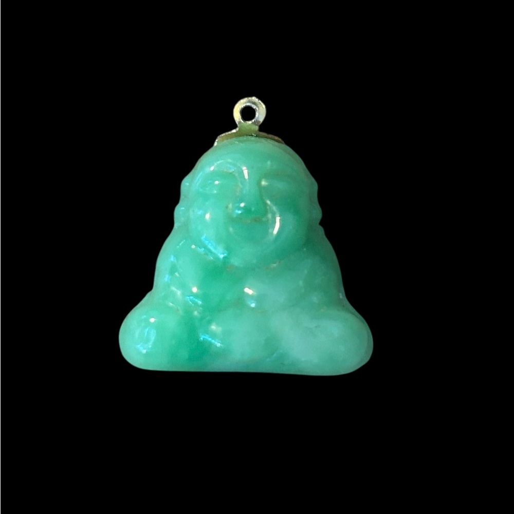 VTG Carved Jade Color Smiling Buddha Pendant Light Green Gold Tone Loop 1 Inch